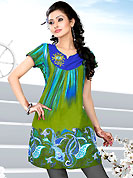 This green and blue printed cotton readymade tunic is nicely designed with abstract, floral, paisley print and resham work. This is a perfect casual wear. Bottom shown in the image is just for photography purpose. Slight Color variations are possible due to differing screen and photograph resolutions.