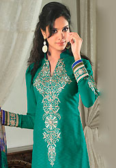 Attract all attentions with this embroidered suit. The dazzling turquoise green cotton jacquard salwar kameez have amazing embroidery patch work is done with resham work. Beautiful embroidery work on kameez is stunning. Matching printed salwar and printed chiffon dupatta is available with this suit. Slight Color variations are possible due to differing screen and photograph resolutions.