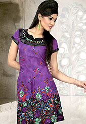 Amazing kurti designed with flower print work on bottom with stylish neck pattern. Bubbles on kurti is pretty. Color combination of this kurti is nice. It’s a casual wear drape. Another colors of this kurti shown in image. Slight Color variations are possible due to differing screen and photograph resolutions.