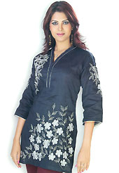 This Dark Grey cotton tunic is designed with resham embroidery work on bottom and sleeves in floral patterns. This is a perfect casual wear. Slight Color variations are possible due to differing screen and photograph resolutions.