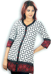 This White cotton tunic is designed with resham embroidery border and print work on all over in floral patterns. This is a perfect casual wear. Slight Color variations are possible due to differing screen and photograph resolutions.