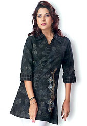 This Black cotton tunic is designed with resham embroidery patch work with print work on all over in floral patterns. This is a perfect casual wear. Slight Color variations are possible due to differing screen and photograph resolutions.
