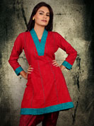 Cotton print kurti with contrast piping work