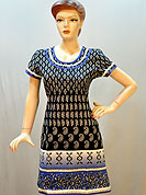 Arresting and beautiful cotton kurti is nicely designed with urban pattern butti print work . color mixing in bottom is graceful. Color of kurti is black and violet. It’s a casual wear drape. Slight Color variations are possible due to differing screen and photograph resolutions.