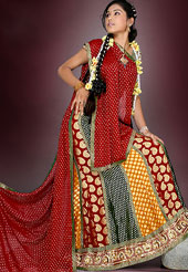 Traditional weavng goas worked with dhaga embroidered lehnga very famuse in northern india and also included western part of India. Specilly in sky Green cloud color lehnga on full of work on Chunri and also kanch and zari work in on choli. Slight color variation may be possible due to photography resolution.
