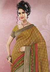 An occasion wear perfect is ready to rock you. This light olive green cotton silk saree is nicely designed with floral, paisley, abstract print, thread and zari work. Saree gives you a singular and dissimilar look. Matching blouse is available. Slight color variations are possible due to differing screen and photograph resolution.