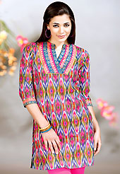 You can be sure that ethnic fashions selections of clothing are taken from the latest trend in today’s fashion. A Stylish and beautiful floral print work on kurti creates a stunning touch and adds to the elegance of the entire suit. Stylish pattern of this kurti is nice. This kurti is made with cotton fabric. This is readymade casual wear and 36,38,40,42 & 44 sizes are available. Slight Color variations are possible due to differing screen and photograph resolutions.