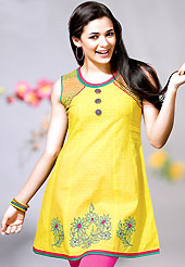 Exquisite combination of color, fabric can be seen here. This simple and pretty kurti has beautiful floral embroidery and print work. Embroidery patch is done with resham threads. This drape material is cotton. The entire ensemble makes an excellent wear. This is a perfect casual wear readymade kurti. Slight Color variations are possible due to differing screen and photograph resolutions.