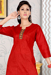 The traditional patterns used on this kurti maintain the ethnic look. This simple and pretty kurti has beautiful embroidery patch work. Embroidery patch is done with sequins and stone work. This drape material is cotton. The entire ensemble makes an excellent wear. This is a perfect casual wear readymade kurti. Slight Color variations are possible due to differing screen and photograph resolutions.
