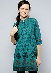 This tunic is nicely designed with floral print and patch work. This is perfect casual wear readymade tunics. This drape material is cotton. Bottom shown in the image is just for photography purpose. Slight color variations are possible due to differing screen and photograph resolution.