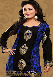 This black and blue american crepe readymade tunic is nicely designed with floral and foil print work. This is a perfect casual wear readymade kurti. Bottom shown in the image is just for photography purpose. Minimum quantity order 12pcs in each style. Slight Color variations are possible due to differing screen and photograph resolutions.